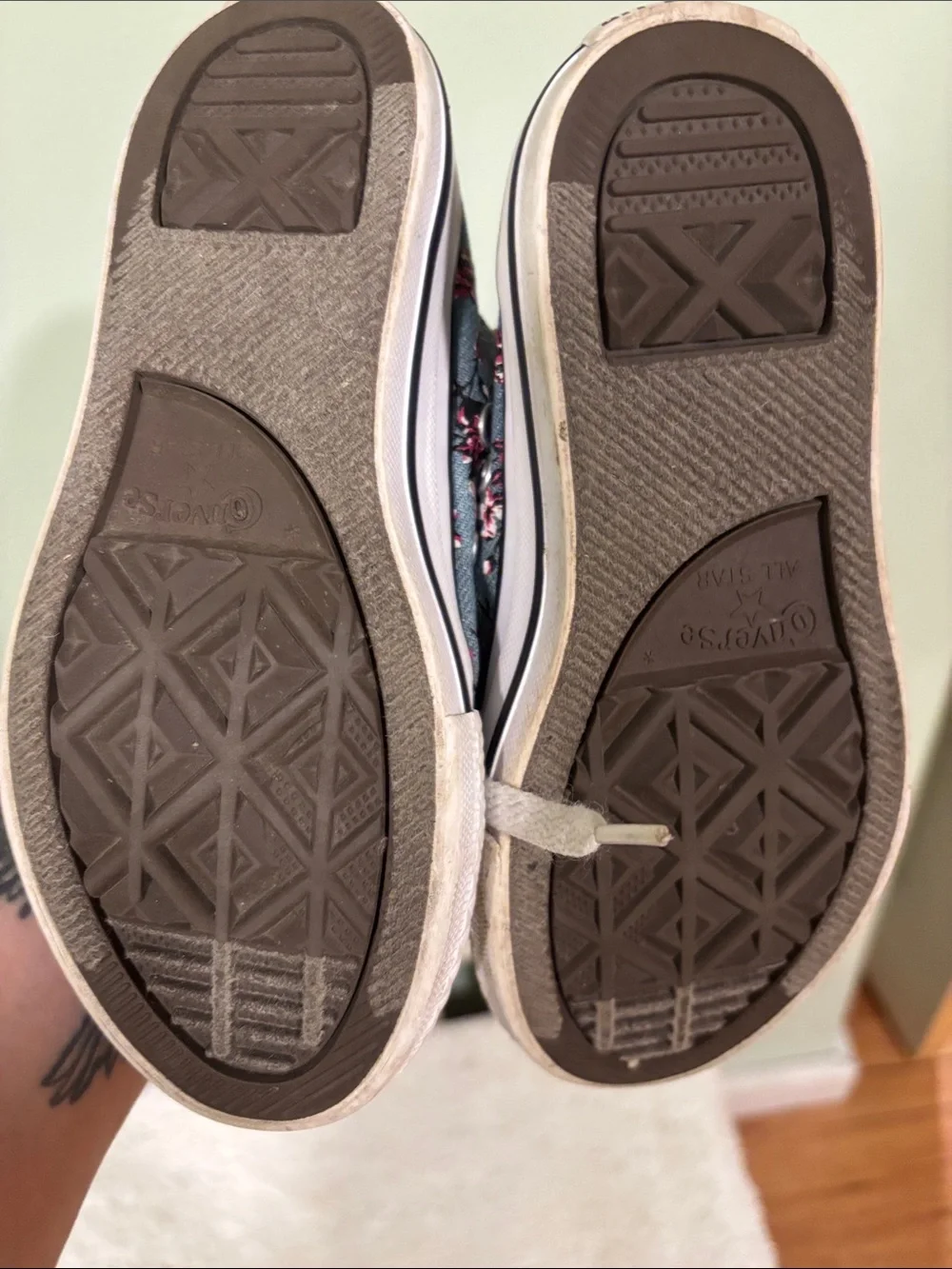 Converse Kids Low Top Sneakers in Blue with Pink Rose Print